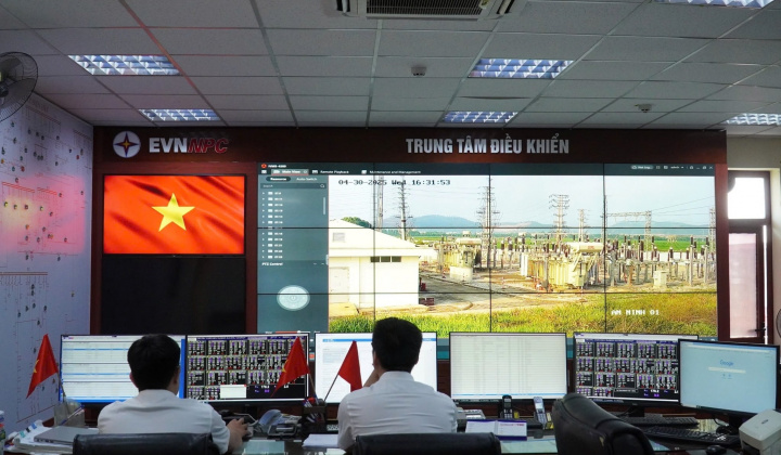 EVNNPC: Đồng bộ giải pháp để bảo đảm điện mùa nắng nóng