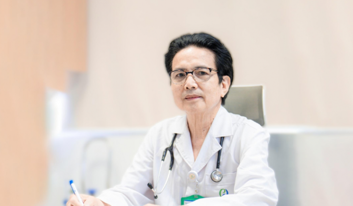 PGS.TS.BS Phạm Hữu Hòa và hành trình bền bỉ với nghề y