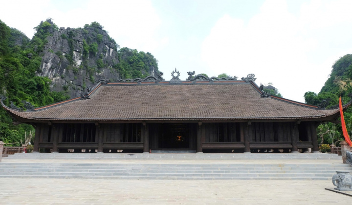 Đền Thần Nông (Khu du lịch Tam Cốc) – Biểu tượng Tri ân Nền văn minh lúa nước giữa lòng di sản