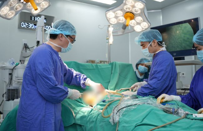 Vinmec Hải Phòng “hồi sinh” lồng ngực bị lõm cho cậu bé 13 tuổi bằng ca phẫu thuật tạo hình phức tạp