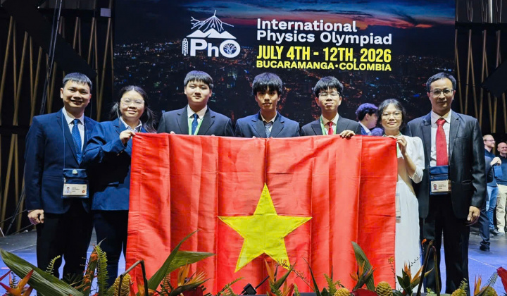 Đội tuyển Việt Nam lập thành tích lịch sử tại Olympic Vật lí quốc tế 2026