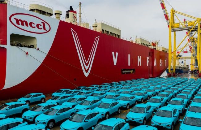 VinFast cán mốc chuyến tàu thứ 38: Hơn 5.000 xe điện tiếp tục vươn ra thị trường quốc tế
