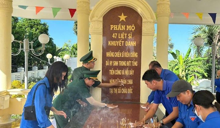 Châu Đốc lan tỏa đạo lý “Uống nước nhớ nguồn” bằng những hoạt động tri ân thiết thực