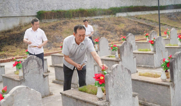 Thanh Hóa: Lan tỏa đạo lý "Uống nước nhớ nguồn" nhân kỷ niệm 79 năm Ngày Thương binh - Liệt sĩ
