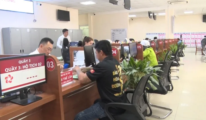 Phường Châu Đốc: Đổi mới cải cách hành chính, nâng cao chất lượng phục vụ Nhân dân