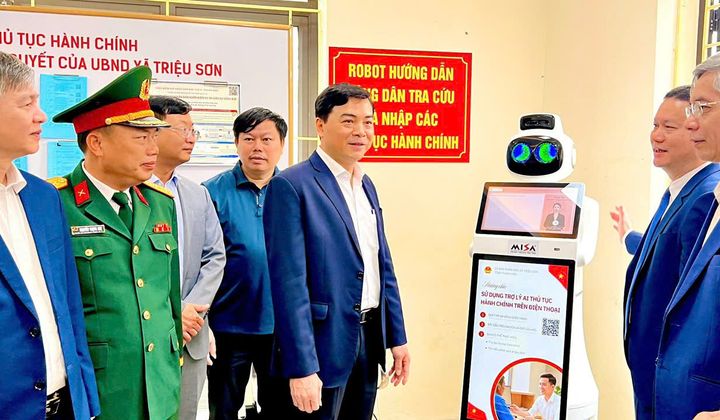 Triệu Sơn (Thanh Hóa): Đưa chuyển đổi số đến gần hơn với người dân