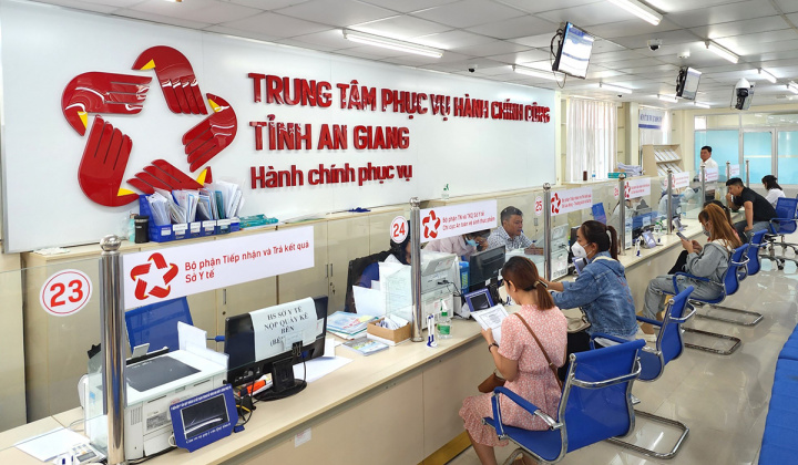 Vĩnh Tế: Từ cải cách thủ tục hành chính đến xây dựng chính quyền phục vụ