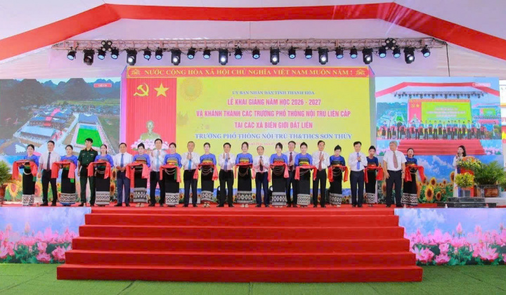 Thanh Hóa: Hơn 900.000 học sinh bước vào năm học mới với khí thế mới