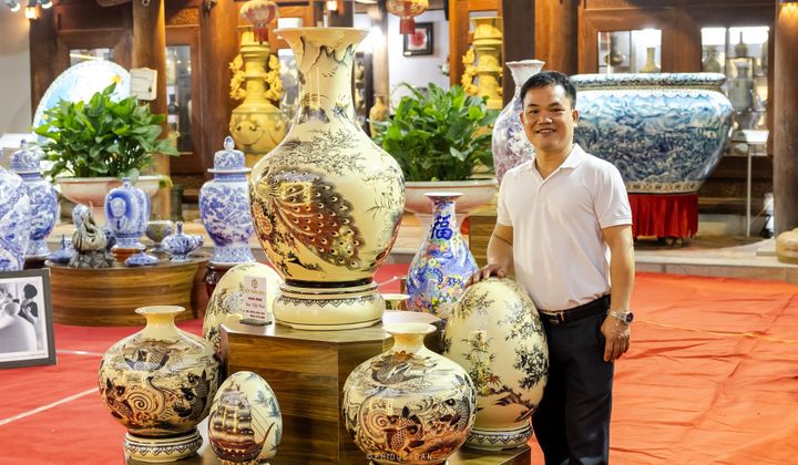 Nghệ nhân Ưu tú Đào Việt Bình: Dấu ấn nâng tầm và lan tỏa thương hiệu Gốm Kim Lan