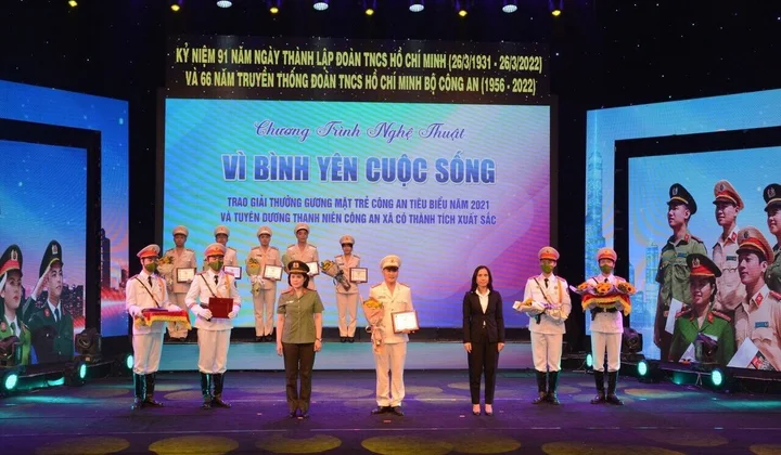 Đắk Nông: Phó trưởng Công an xã vùng biên nhiệt huyết với công việc