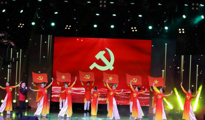 Thanh Hoá: Chương trình nghệ thuật “Niềm tin dâng Đảng” kỷ niệm 93 năm ngày thành lập Đảng