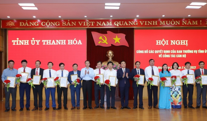 Thanh Hoá: Công bố và trao Quyết định của Ban Thường vụ Tỉnh ủy về công tác cán bộ