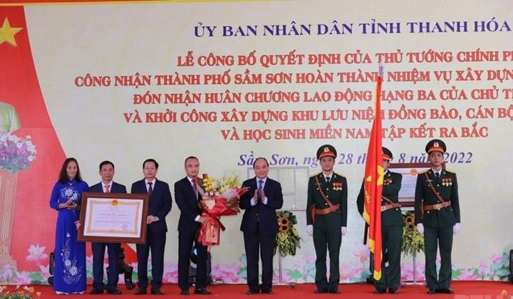 Dấu ấn quan trọng, tạo động lực thúc đẩy kinh tế, xã hội thành phố Sầm Sơn phát triển