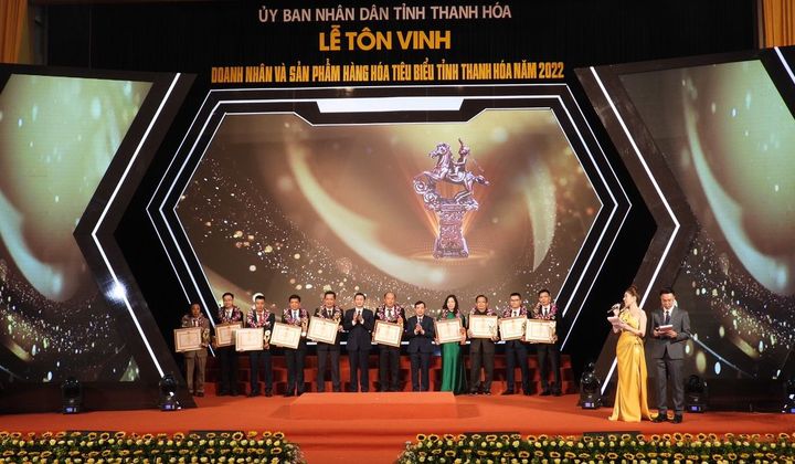 Thanh Hoá: Tôn vinh doanh nhân và sản phẩm hàng hóa tiêu biểu năm 2022