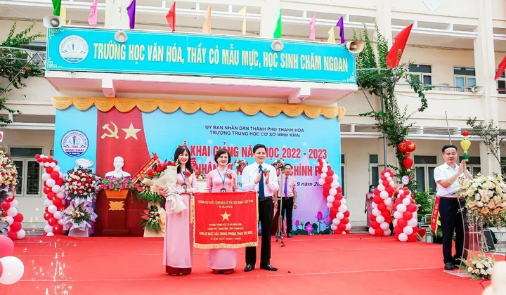 Trường THCS Minh Khai: Tự hào mái trường mang tên người nữ anh hùng Nguyễn Thị Minh Khai