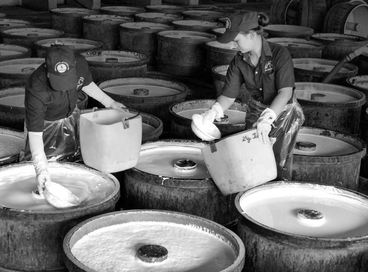 Tác phẩm Đánh đông của tác giả Nguyễn Văn Sẵng (TP.HCM) đạt giải ba


