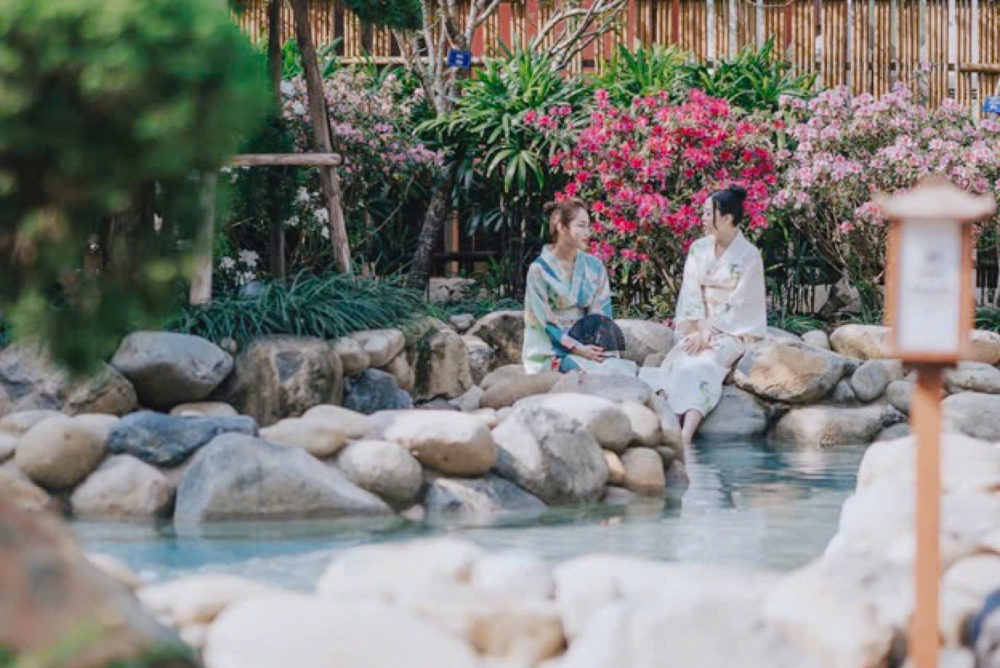 Khu nghỉ dưỡng suối khoáng nóng Yoko Onsen Quang Hanh dành nhiều ưu đãi trong đợt kích cầu du lịch.