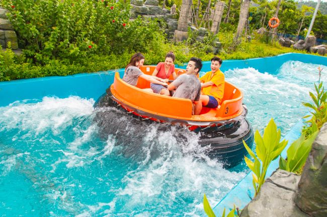 Công viên nước tại Sun World Ha Long với nhiều trò chơi cảm giác mạnh