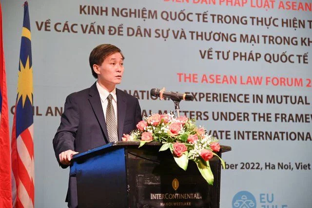 Diễn đàn pháp luật ASEAN về kinh nghiệm quốc tế về tương trợ tư pháp trong lĩnh vực dân sự và thương mại - Ảnh 2. Diễn đàn pháp luật ASEAN về kinh nghiệm quốc tế về tương trợ tư pháp trong lĩnh vực dân sự và thương mại - Ảnh 2.