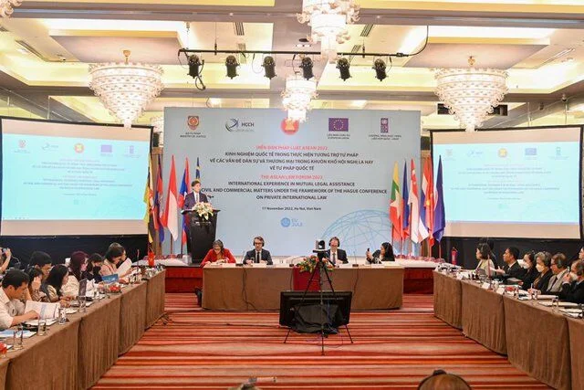 Diễn đàn pháp luật ASEAN về kinh nghiệm quốc tế về tương trợ tư pháp trong lĩnh vực dân sự và thương mại - Ảnh 1. Diễn đàn pháp luật ASEAN về kinh nghiệm quốc tế về tương trợ tư pháp trong lĩnh vực dân sự và thương mại - Ảnh 1.