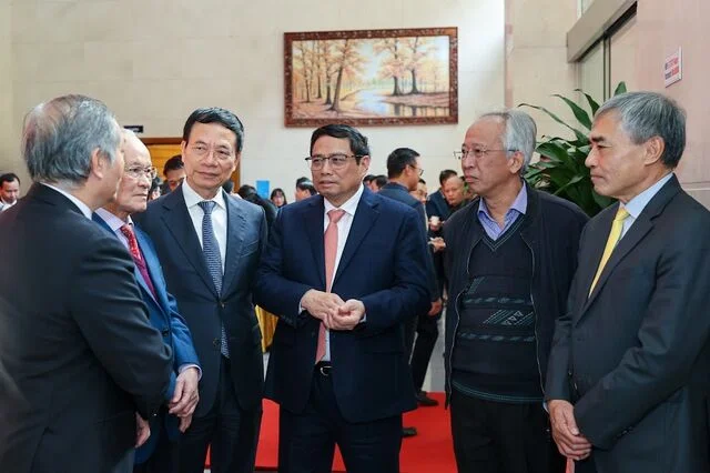 Thủ tướng: Truyền thông phải đi đầu, tạo động lực, truyền cảm hứng cho phát triển và đổi mới sáng tạo - Ảnh 2.