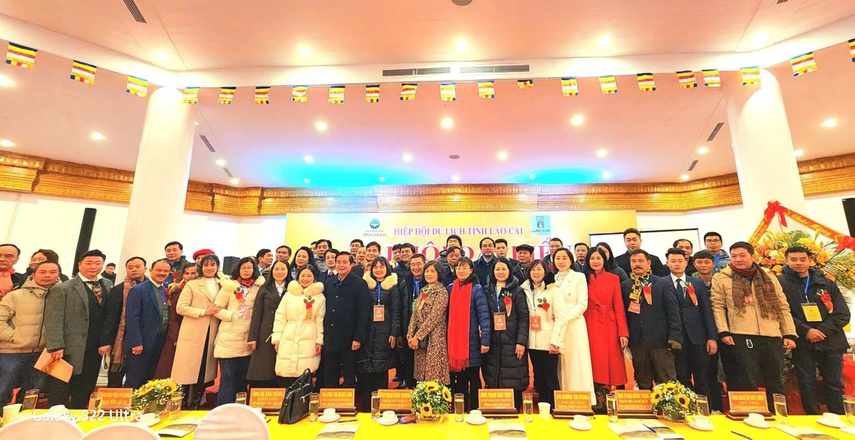 dai-bieu-luu-nien