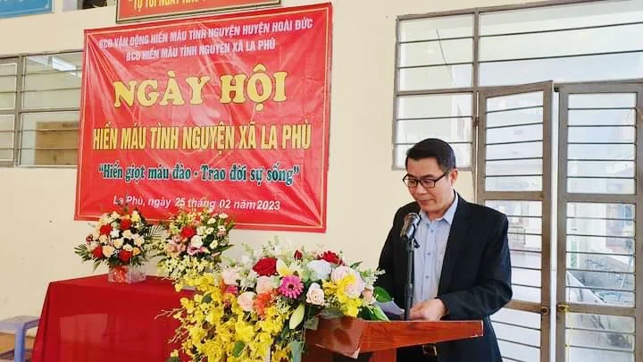 Đồng chí Nguyễn Hữu Khoa, Phó Bí thư, Chủ tịch UBND, Trưởng Ban chỉ đạo phát biểu tại chương trình