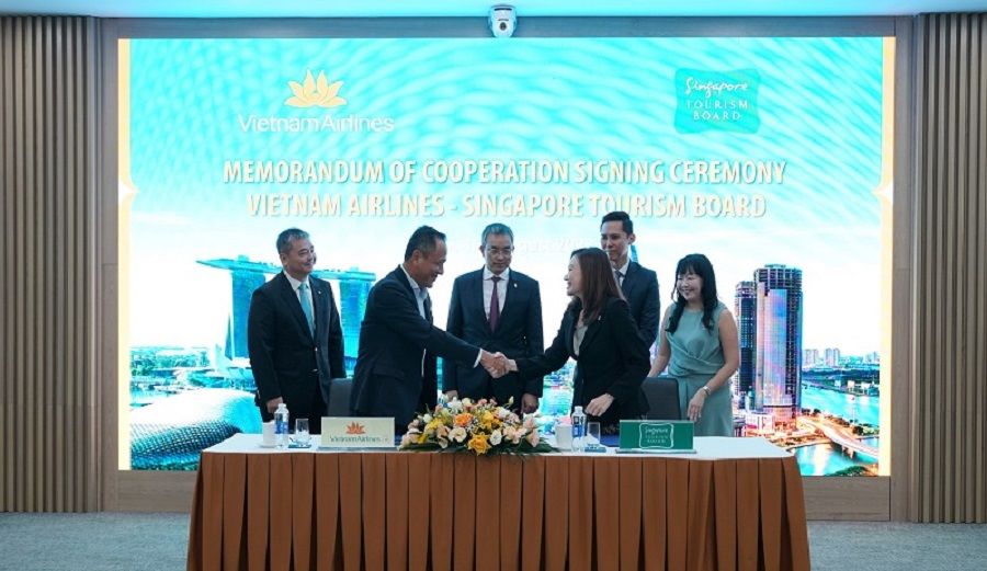 Vietnam Airlines và Tổng cục Du lịch Singapore ký kết hợp tác phát triển du lịch