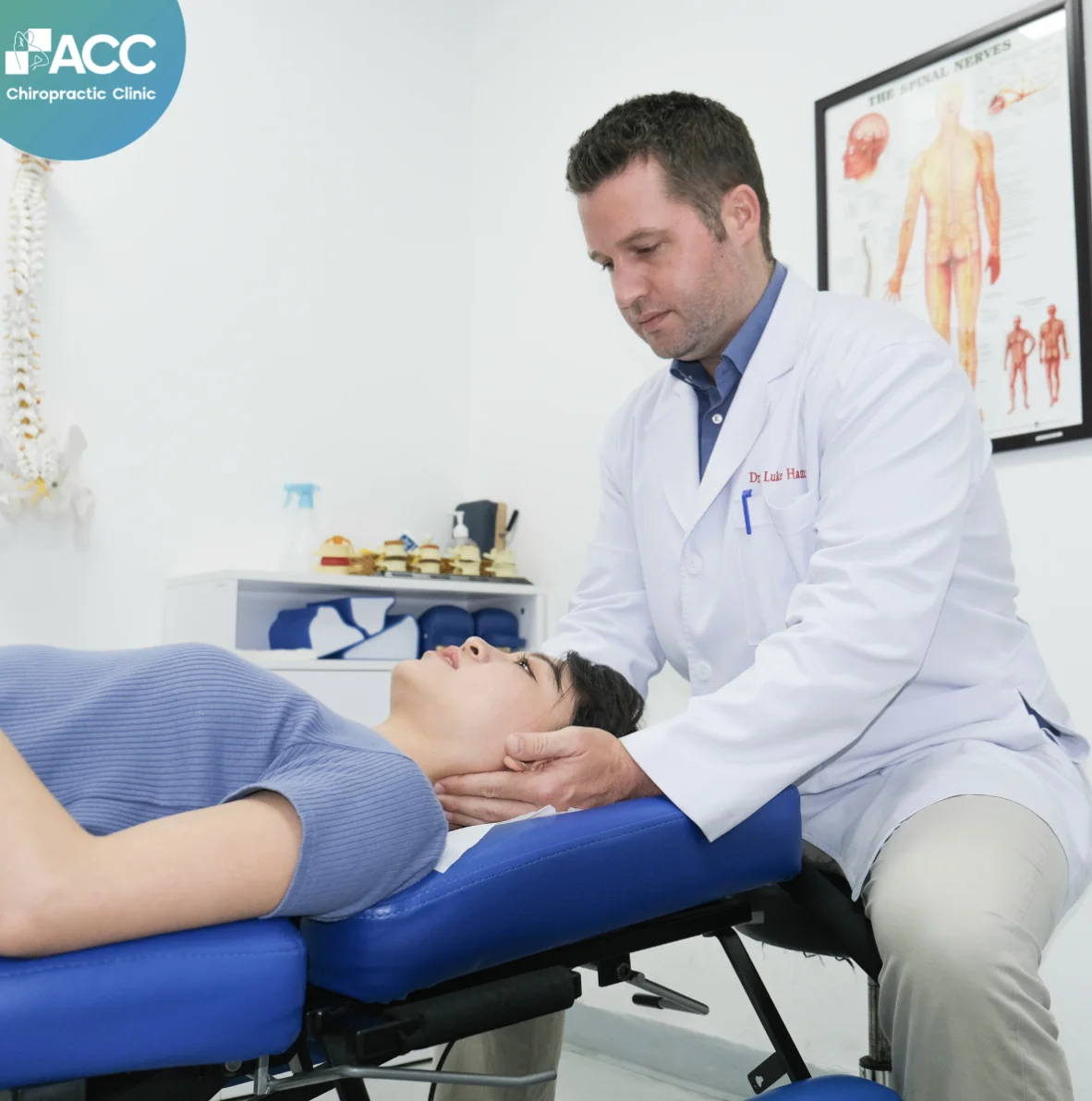 Dr Luke Hamman do adjustment for patient at ACC Chiropractic Clinic - 1st Floor, Tan Da Court, 86 Tan Da street, Ward 11, District 5, HCMC