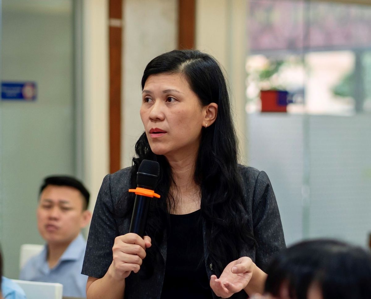 ThS.Nguyễn Thị Ngọc Hiên trình bày ý kiến tại Hội thảo.