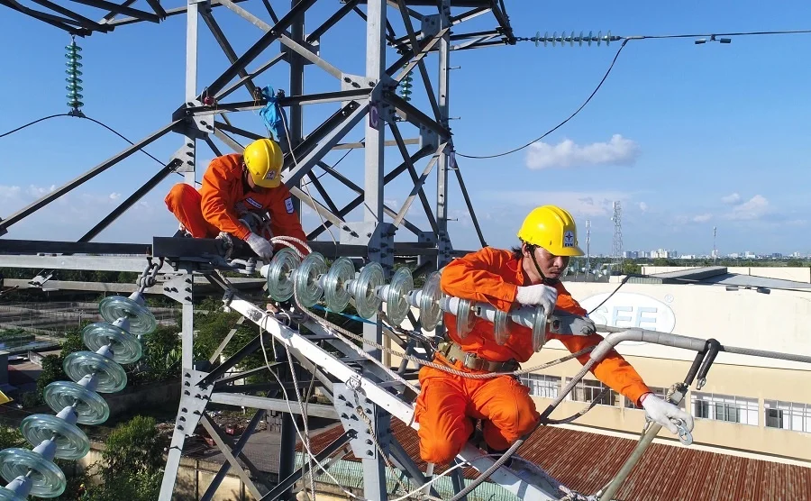 Đảm bảo đáp ứng nhu cầu điện với tốc độ tăng trưởng điện thương phẩm bình quân khoảng 7%/năm