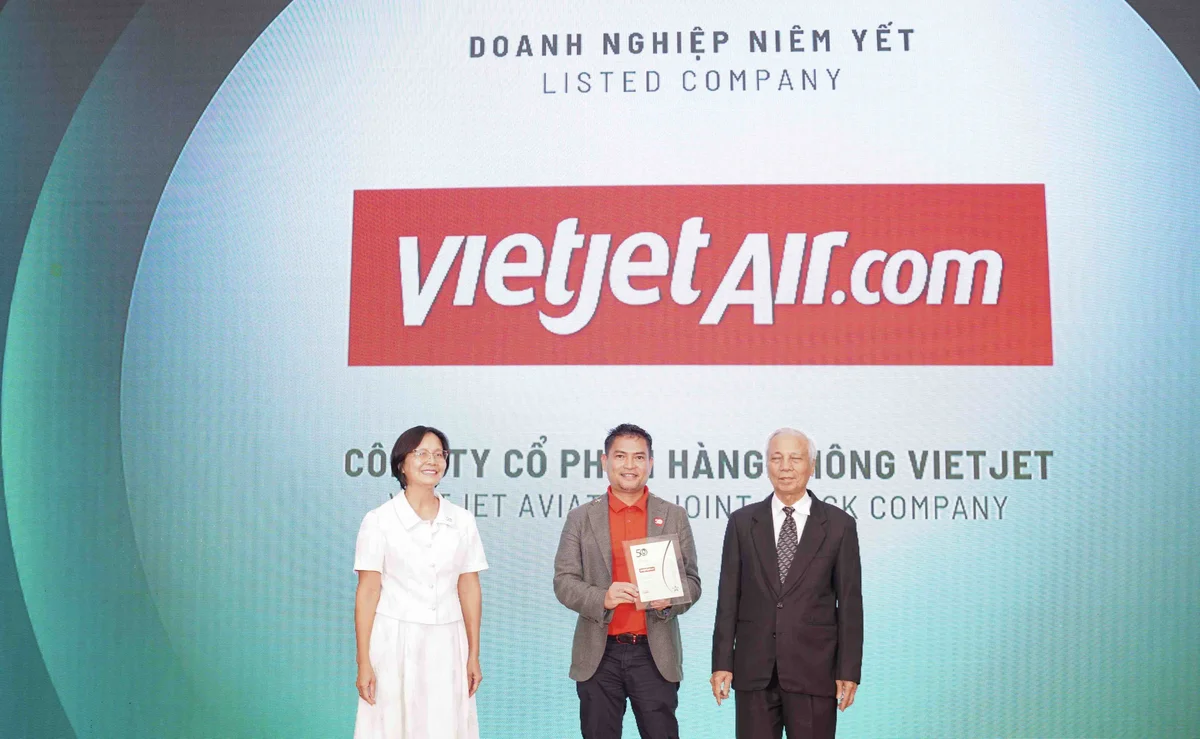Vietjet: Top 50 doanh nghiệp phát triển bền vững tiêu biểu 2024