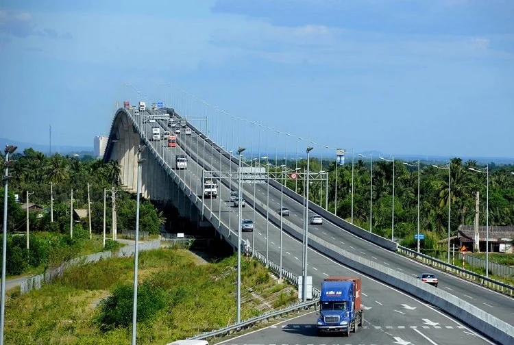 Đẩy mạnh giải ngân vốn đầu tư công những tháng cuối năm 2024