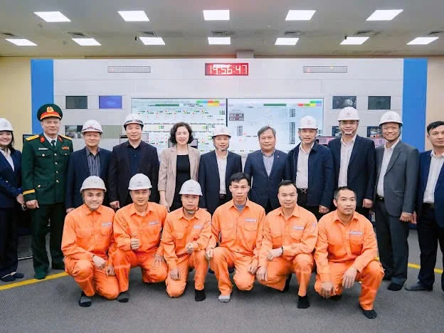https://media.baoquangninh.vn/upload/image/202507/medium/2374823_img_7432_10353204.jpg