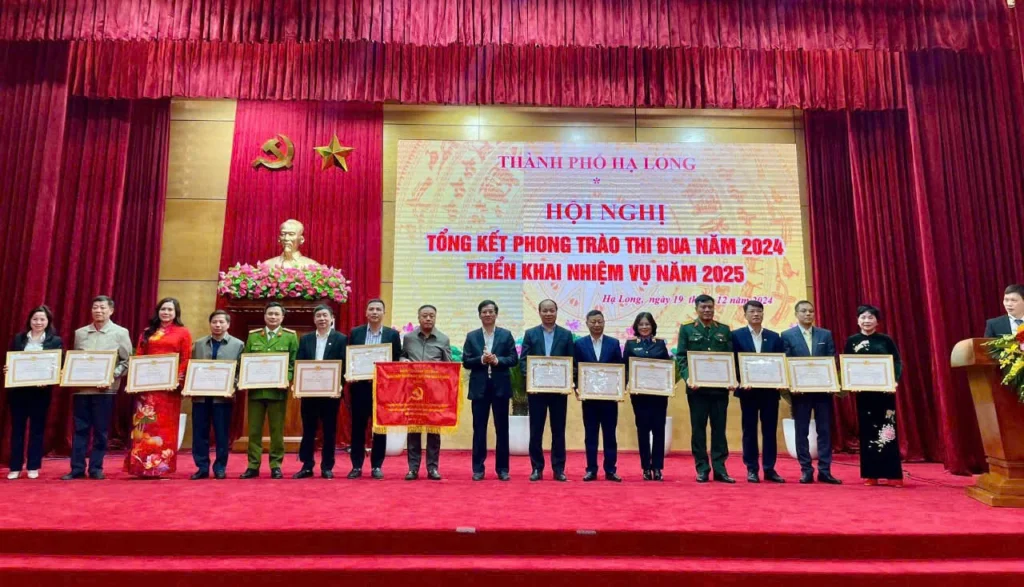 https://media.baoquangninh.vn/upload/image/202507/medium/2374829_img_7429_10385104.jpg