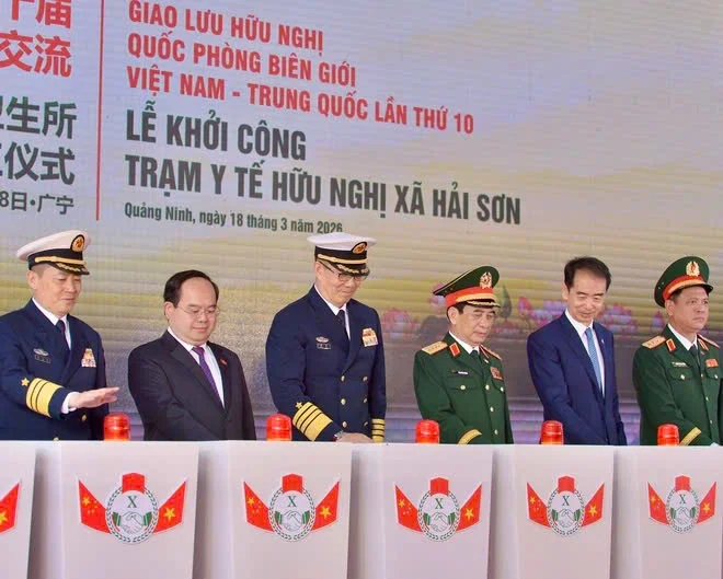 Khởi công Trạm Y tế xã Hải Sơn, thăm cơ sở giáo dục đã cho thấy một cách tiếp cận mới, lấy người dân làm trung tâm của hợp tác quốc phòng. 