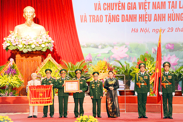 Kỷ niệm 70 năm ngày truyền thống Quân tình nguyện và chuyên gia Việt Nam tại Lào