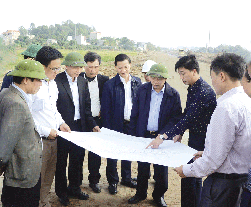 Bí thư Tỉnh ủy Bắc Ninh Nguyễn Nhân Chiến kiểm tra tiến độ các dự án giao thông - thủy lợi