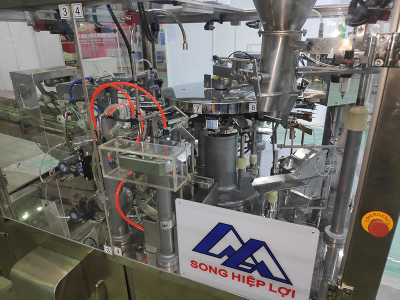 Công ty Song Hiệp Lợi giới thiệu dây chuyền chiết rót tự động