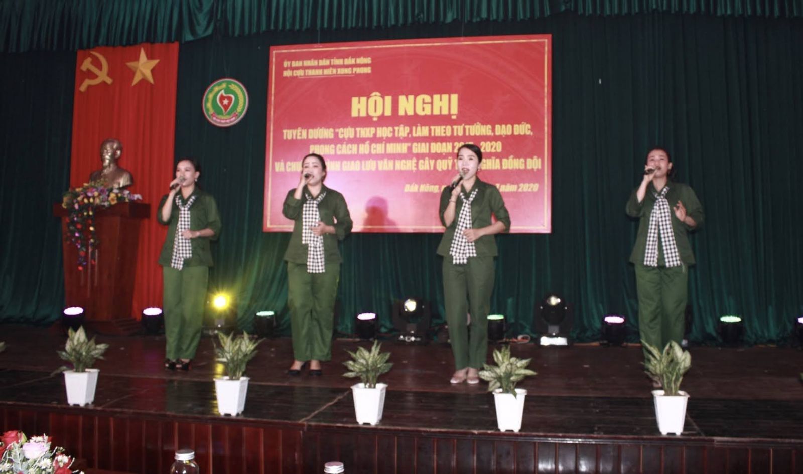 ca khúc để lại thời gian