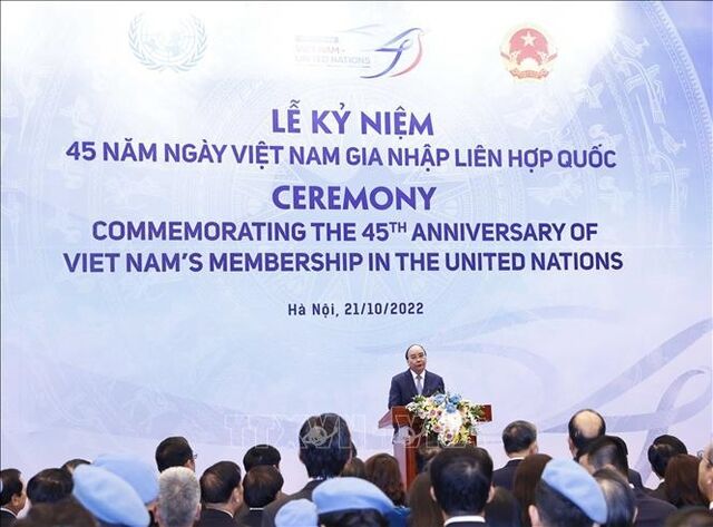 Chủ tịch nước Nguyễn Xuân Phúc và Tổng Thư ký LHQ Antonio Guterres chủ trì Lễ kỉ niệm 45 năm Việt Nam gia nhập LHQ - Ảnh 1. Chủ tịch nước Nguyễn Xuân Phúc và Tổng Thư ký LHQ Antonio Guterres chủ trì Lễ kỉ niệm 45 năm Việt Nam gia nhập LHQ - Ảnh 1.