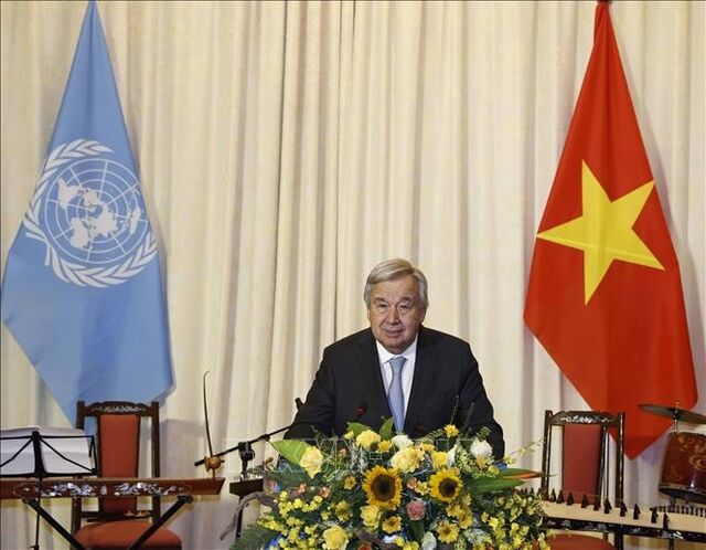 Chủ tịch nước Nguyễn Xuân Phúc và Tổng Thư ký LHQ Antonio Guterres chủ trì Lễ kỉ niệm 45 năm Việt Nam gia nhập LHQ - Ảnh 2. Chủ tịch nước Nguyễn Xuân Phúc và Tổng Thư ký LHQ Antonio Guterres chủ trì Lễ kỉ niệm 45 năm Việt Nam gia nhập LHQ - Ảnh 2.