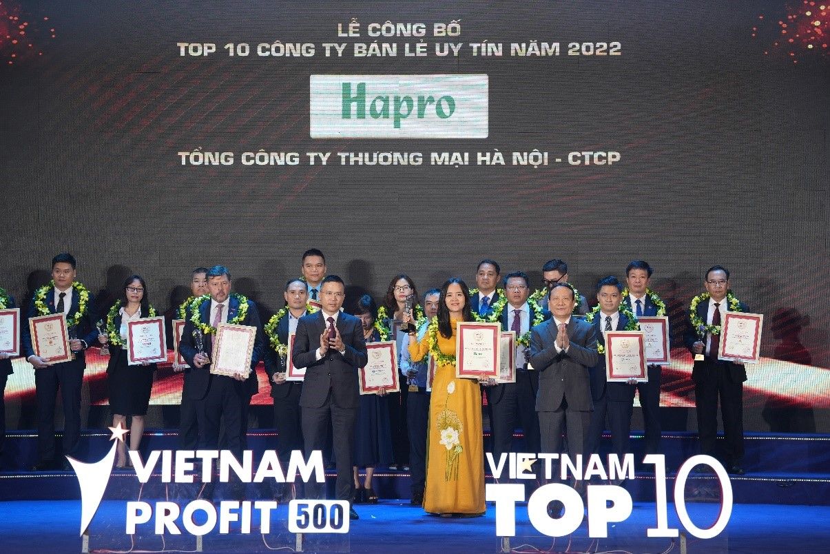 Vững vàng vượt qua đại dịch, Hapro tiếp tục phát triển và đã đạt được những thành tựu nhất định. Năm 2022, lần thứ 5 liên tiếp Hapro được vinh danh là Top 10 Công ty bán lẻ uy tín