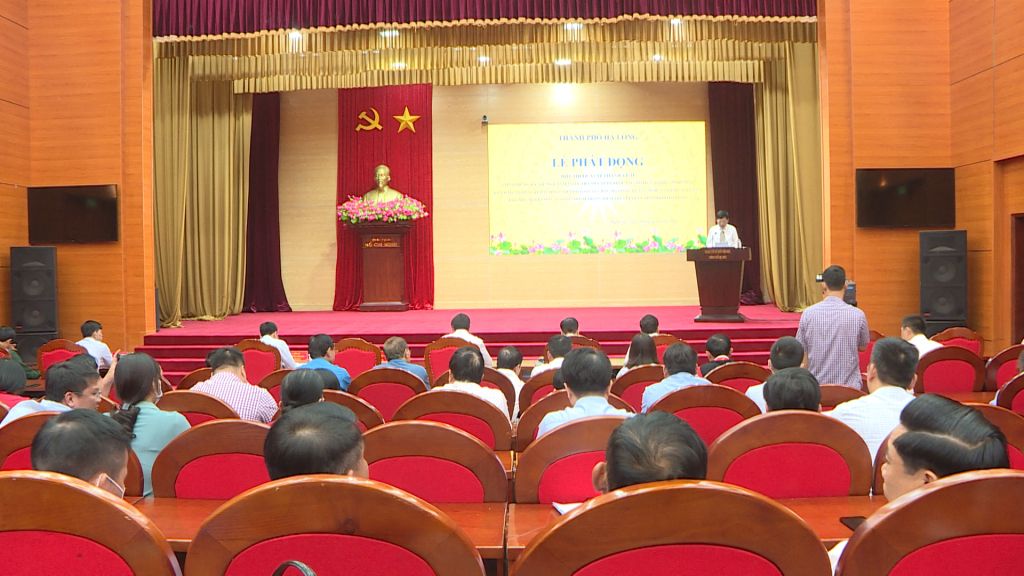 Quang cảnh lễ phát động