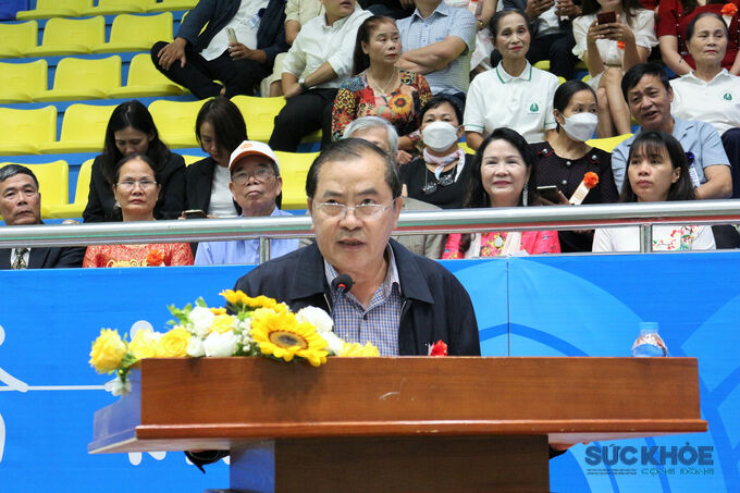 LS. TS. Vũ Quy - Phó Chủ tịch Thường trực Trung ương Hội GDCSSKCĐ Việt Nam phát biểu khai mạc Ngày hội