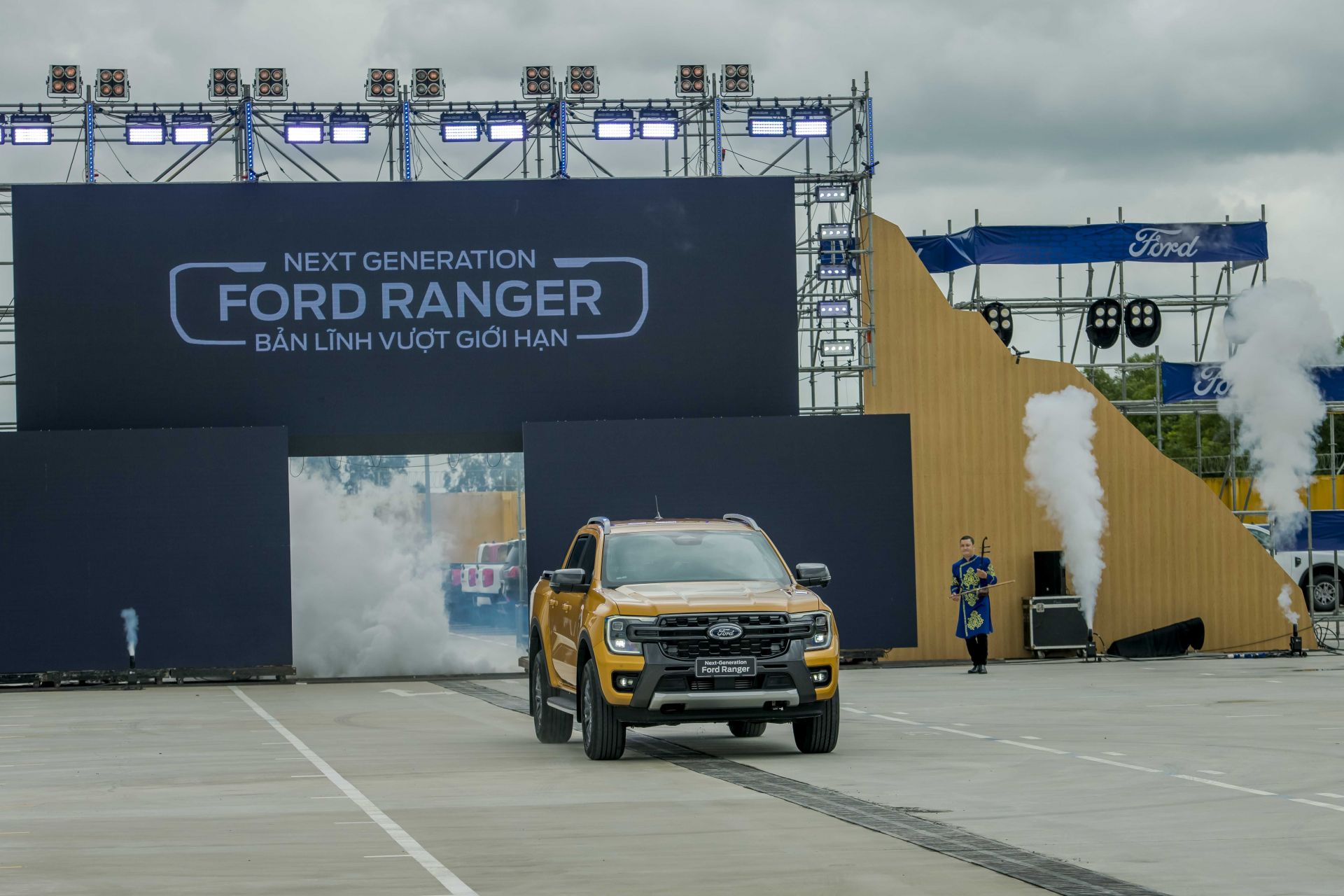 Ford Việt Nam đạt doanh số bán lẻ theo tháng cao nhất trong lịch sử với 4.012 xe bán ra trong tháng 10.