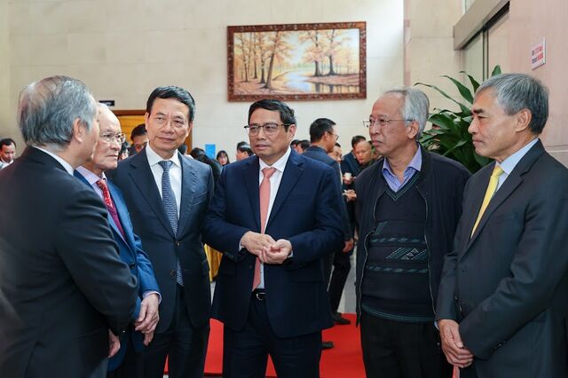 Thủ tướng: Truyền thông phải đi đầu, tạo động lực, truyền cảm hứng cho phát triển và đổi mới sáng tạo - Ảnh 2. Thủ tướng: Truyền thông phải đi đầu, tạo động lực, truyền cảm hứng cho phát triển và đổi mới sáng tạo - Ảnh 2.
