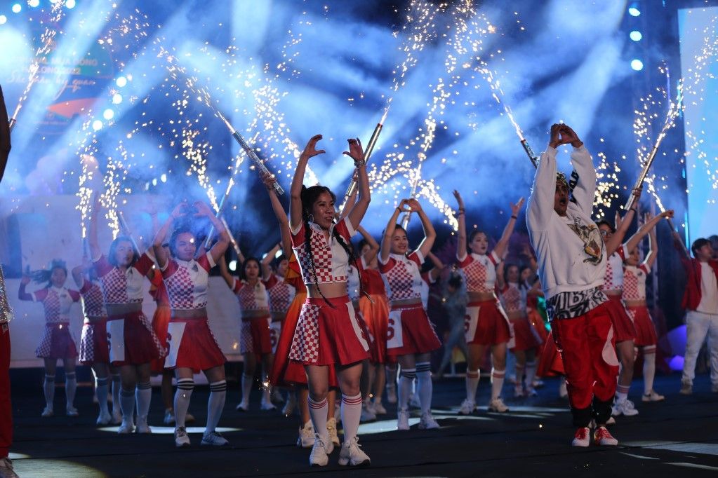 Tại Lễ hội Carnaval mùa đông Hạ Long 2022, lần đầu tiên 1 sân khấu di động, cùng hệ thống âm thanh, ánh sáng ứng dụng công nghệ thời 4.0 chuyên nghiệp.
