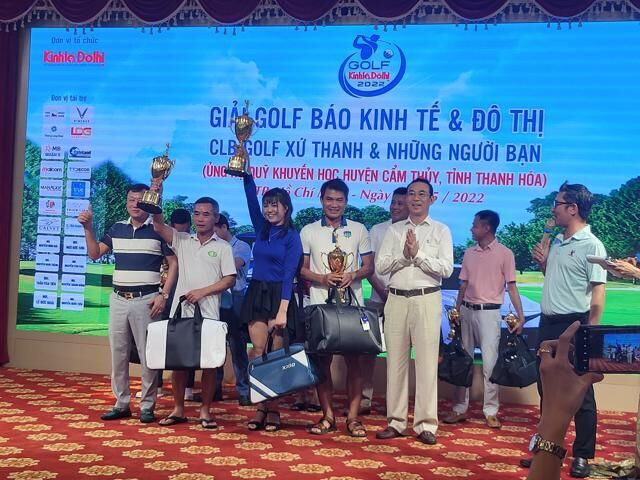 Giải Golf báo Kinh tế & Đô thị năm 2022 đã thành công tốt đẹp