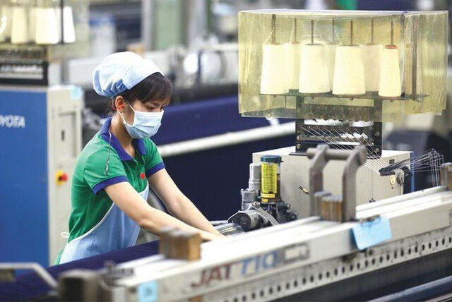 Nhiều tổ chức quốc tế đánh giá cao kinh tế Việt Nam - Ảnh 1